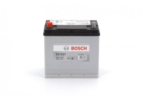 0 092 S30 170 BOSCH Акумуляторна батарея 45Ah/300A (219x135x222/+L/B01) BOSCH 0 092 S30 170