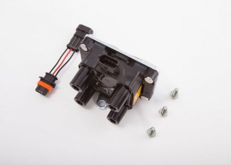 F 000 ZS0 222 BOSCH Катушка зажигания