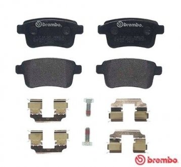 P68043 BREMBO Комплект тормозных колодок из 4 шт. дисков