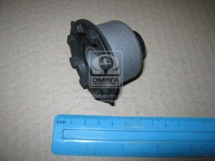 62166-1C000 Hyundai/Kia/Mobis Сайлентблок балки перед. Hyundai Getz 02-10