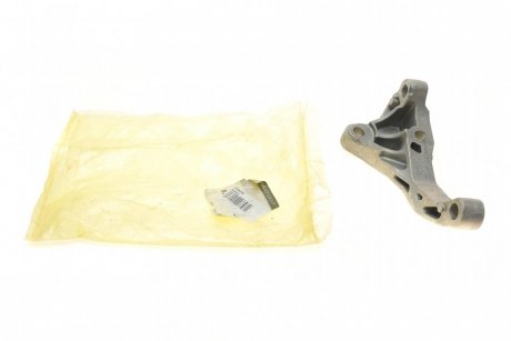 Кронштейн/крепеж RENAULT 112538790R