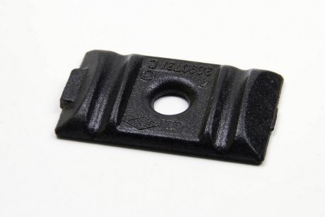 Пластина прижимная задней рессоры Master/Movano 98-10 (3.5t) 7700309073